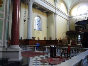 clerkenwell_holy_saviour191213_11