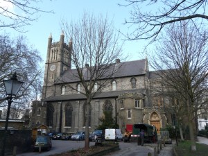 knightsbridge_holy_trinity_brompton_road080212_