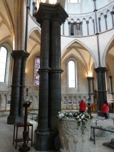 Westminster_temple_church230111_26