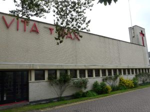 oakwood_christ_the_king_rc170613_5