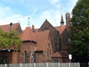 wood_green_st_mark190913_6