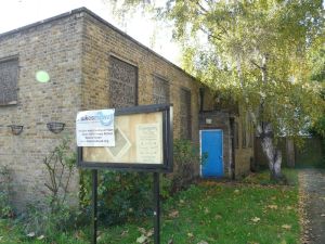 isle_of_dogs_st_luke_former141113_3