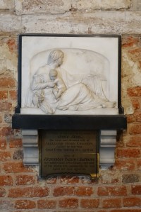 stoke_newington_old_church301016_22