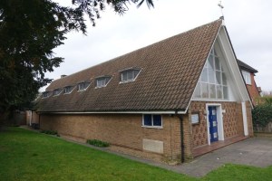 new_malden_st_pius_x_rc200314_3