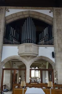 mill_hill_st_michael181014_13