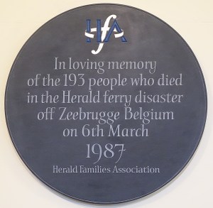 st_johns_wood_st_mark_hamilton_terrace191214_34