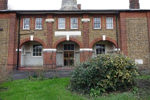 herne_hill_ruskin_park_st_saviour070115_2