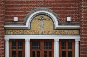 carshalton_holy_cross_rc240215_17