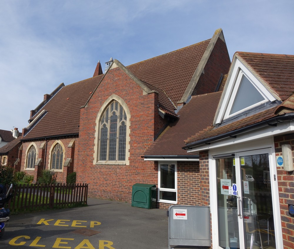 Christ Church with St Philip, Ruskin Drive, Worcester Park « London