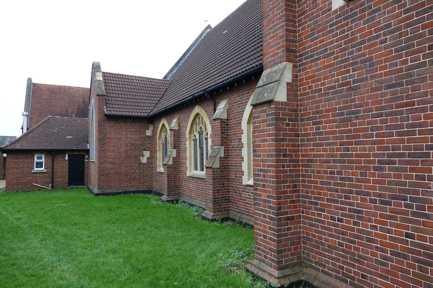 Christ Church with St Philip, Ruskin Drive, Worcester Park « London
